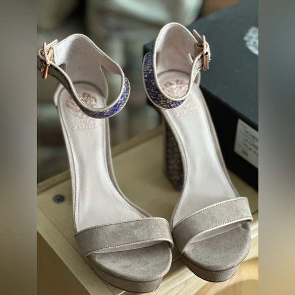 🌟Host Pick 🌟 Vince Camuto "Nedra" platform heels, size 9 - Picture 5 of 5